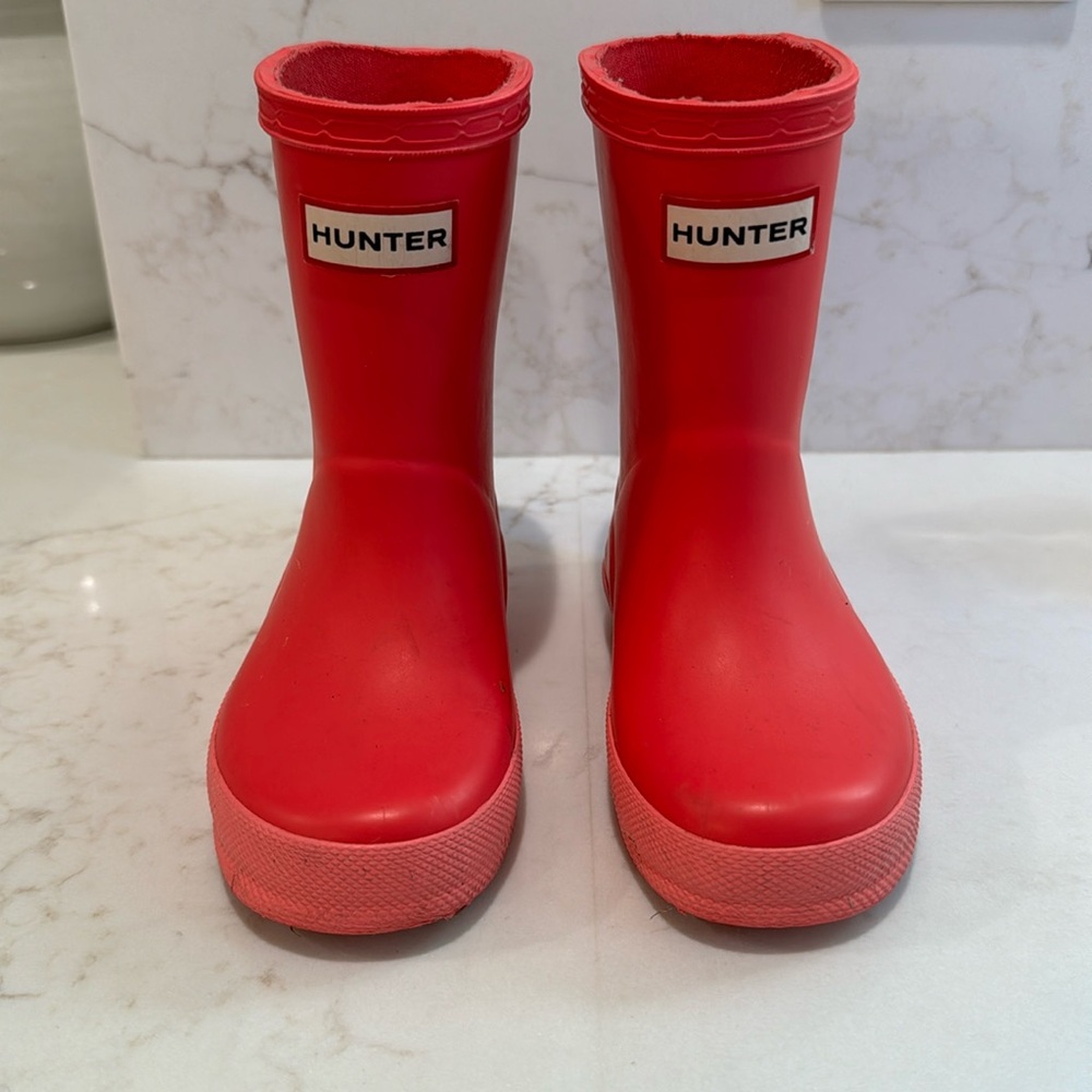 Hunter boots toddler girl size 6 (UK 5)